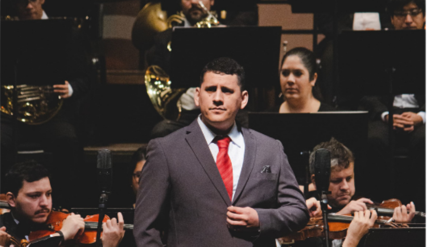 C101-MA25064 Adan Villalba